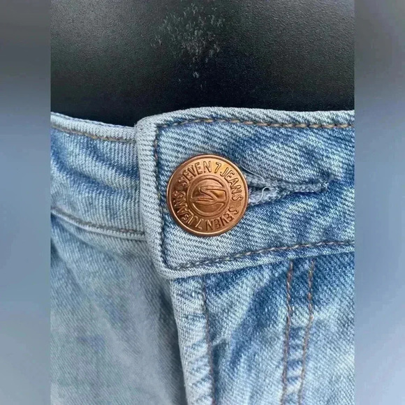 Seven7 women’s light wash distressed straight leg denim jeans sz 4 98% cotton - Picture 7 of 8